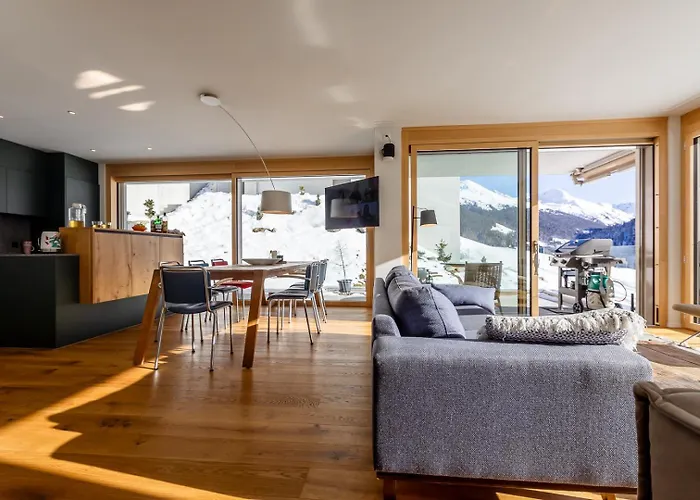 New Modern 4Br Villa With Mountain Views In Davos